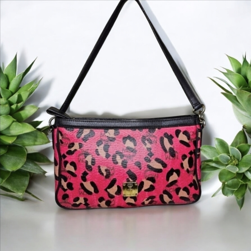 Mcm Etui Leopard Print Red And Black Pochette Handbag (Rare)